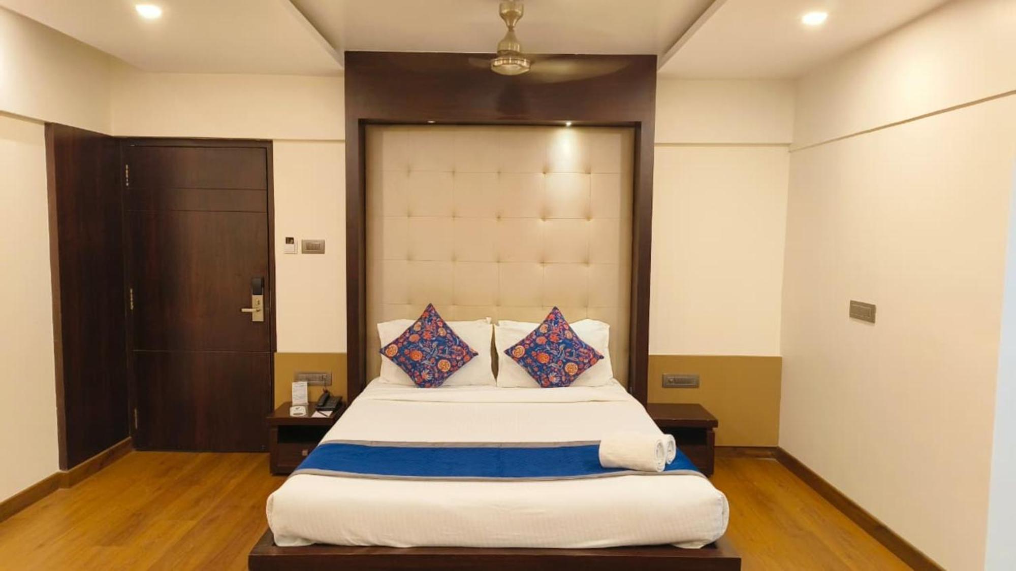 Hotel Le Grande - Mumbai International Airport — Foto’s 2